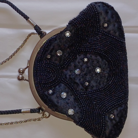 La Regale Beaded Evening Bag With Rhinestones - Picture 3 of 8